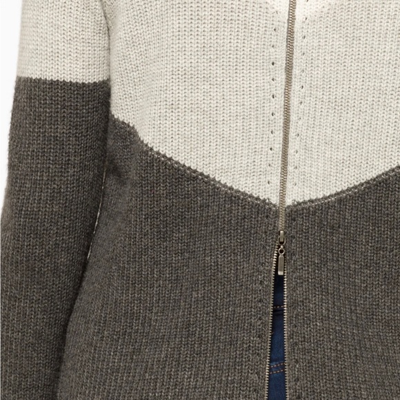 Stitch Did Design History Sweater grey nwt medium - Picture 3 of 9